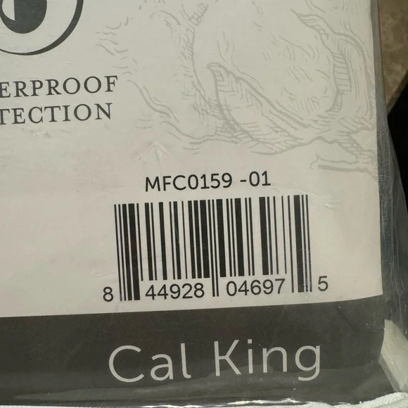 Cal KING mattress protector - Picture 3 of 5